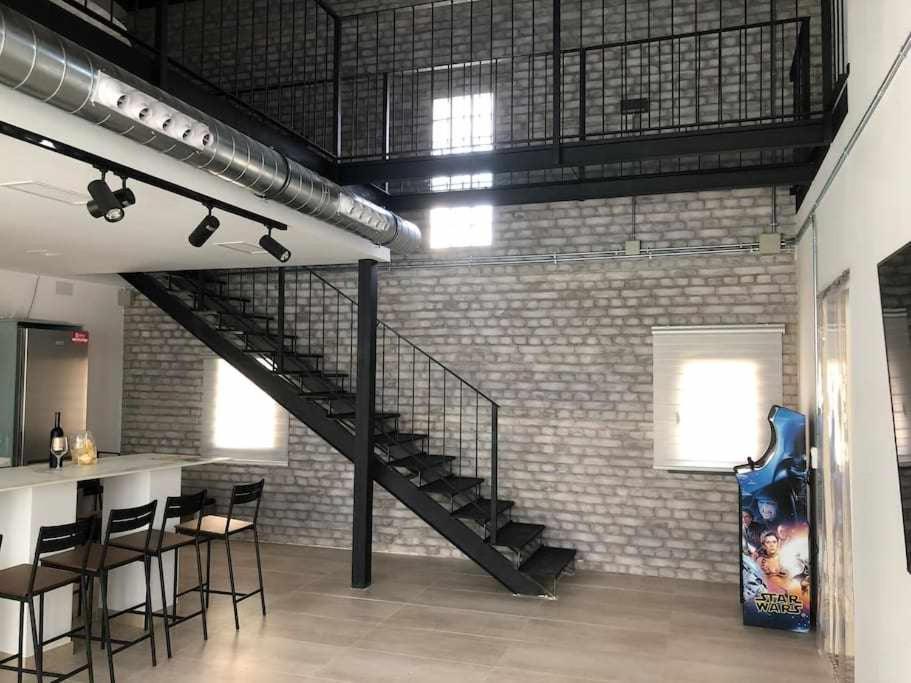 Alojamiento El Pez Casa Con Piscina Climatizada Villafranca de los Caballeros 外观 照片