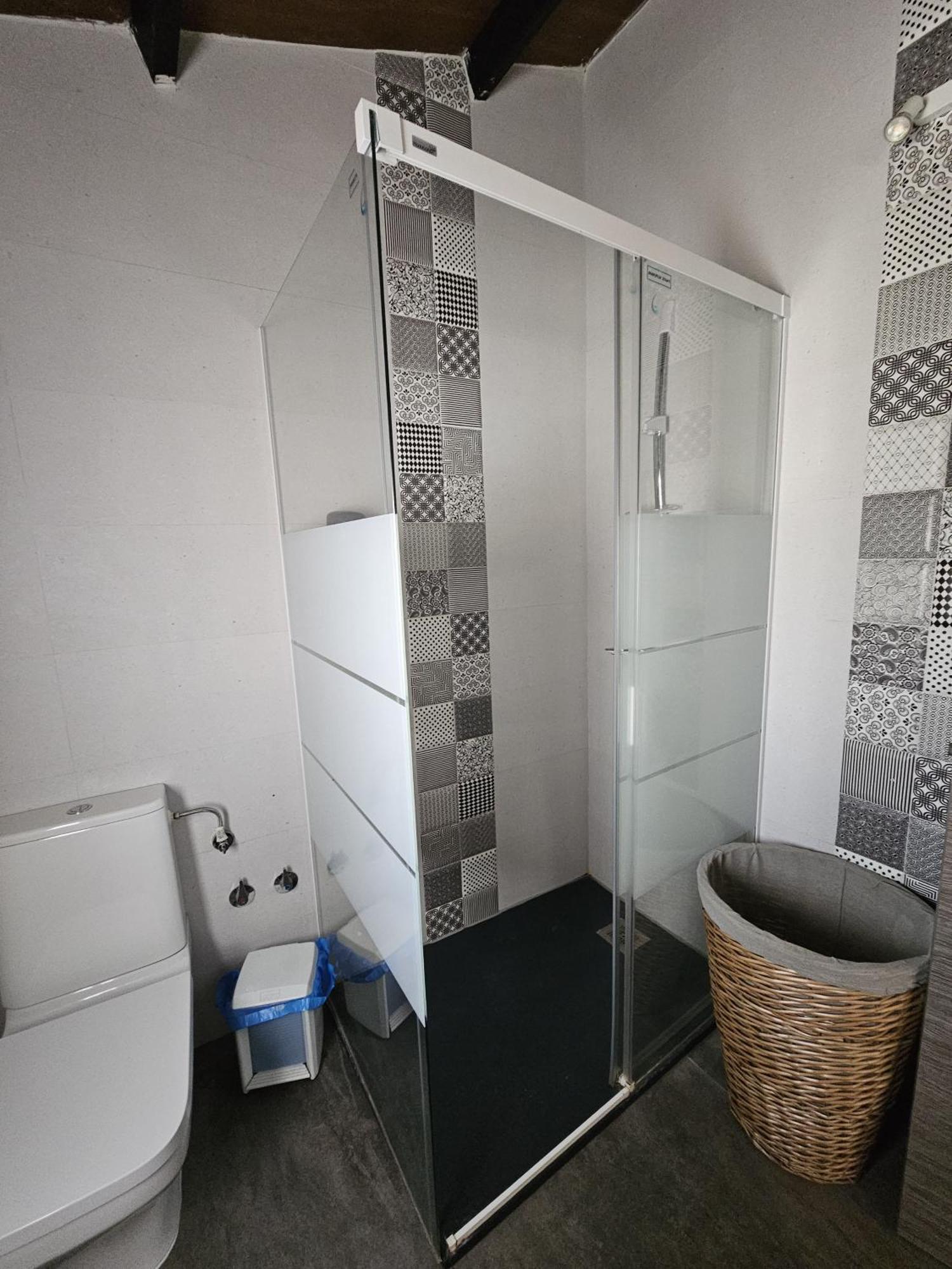 Alojamiento El Pez Casa Con Piscina Climatizada Villafranca de los Caballeros 外观 照片